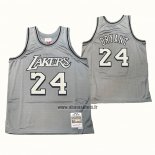 Maillot Los Angeles Lakers Kobe Bryant NO 24 Mitchell & Ness 1996-97 Gris