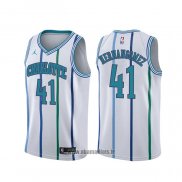 Maillot Charlotte Hornets Willy Hernangomez NO 41 Classic Blanc