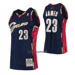 Maillot Cleveland Cavaliers LeBron James NO 23 Mitchell & Ness 2008-09 Bleu