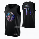 Maillot Dallas Mavericks Luka Doncic No 77 Iridescent Logo Noir