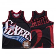 Maillot Philadelphia 76ers Joel Embiid NO 21 Mitchell & Ness Big Face Noir